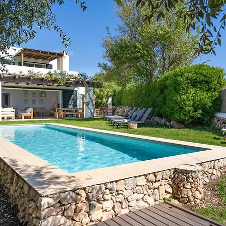 Pepponi By 3villas בית נופש סנט לואיס
