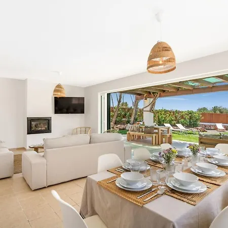 Nyaraló Pepponi Sant Lluis