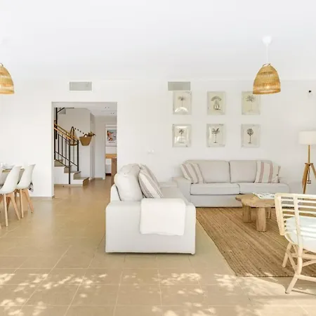 בית נופש Pepponi By 3villas *