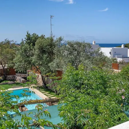בית נופש Pepponi By 3villas סנט לואיס